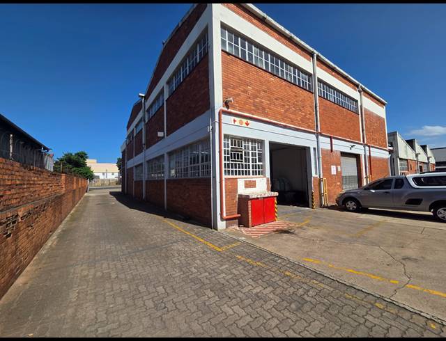 464M² WAREHOUSE TO LET IN PROSPECTON INDUSTRIAL